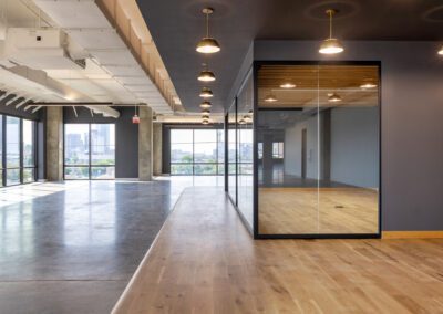 1333 Oak Lawn Spec Suites